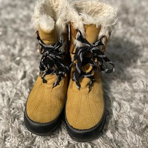 Snowboots